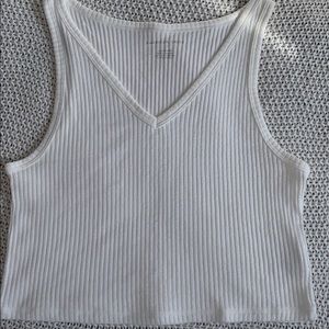 american eagle cropped sweater tank